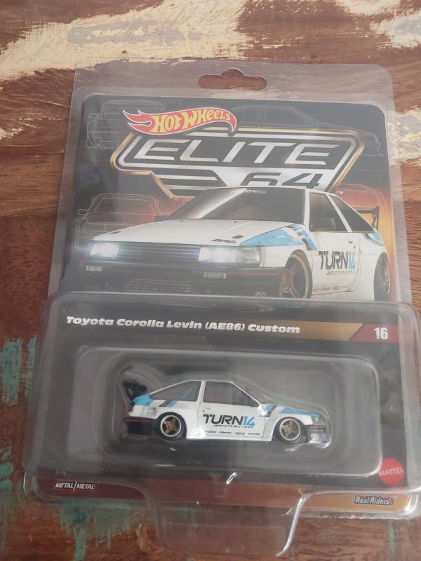 Hot Wheels Elite 64 Toyota Corolla Levin (AE86) Custom